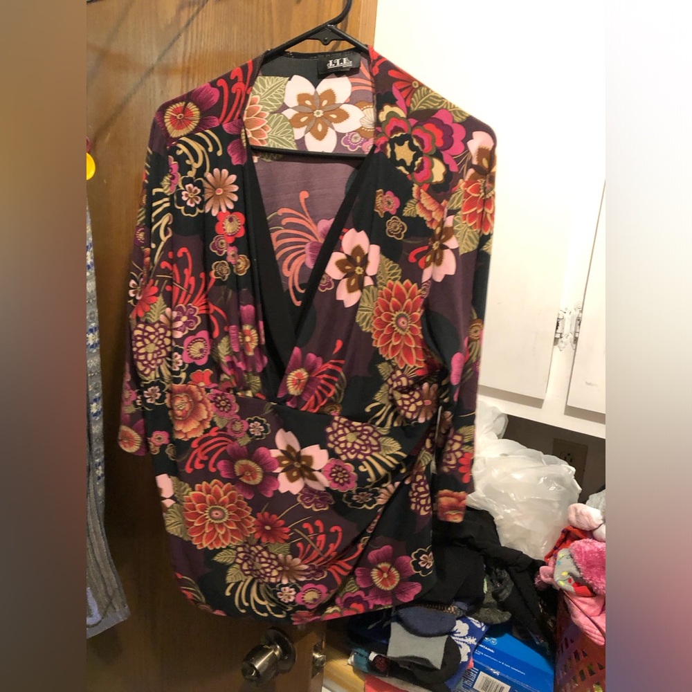 Floral Kimono Top with Vibrant Colors- 975